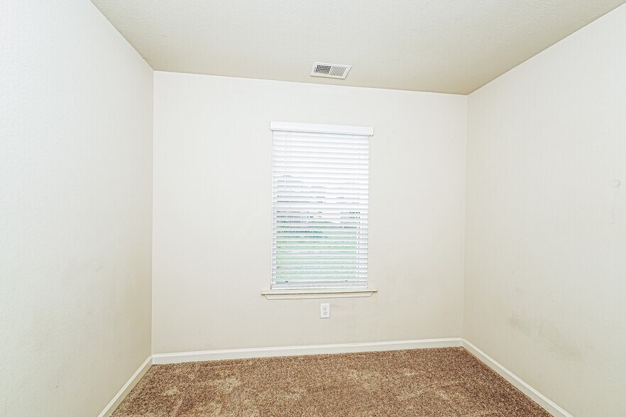 Building Photo - 6477 Rainbow Row