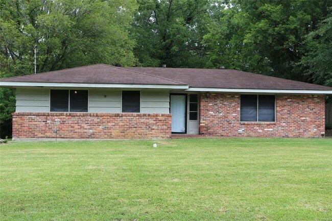 Primary Photo - 1857 Grove Hill Ln