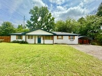 Building Photo - 3021 McDonald Rd