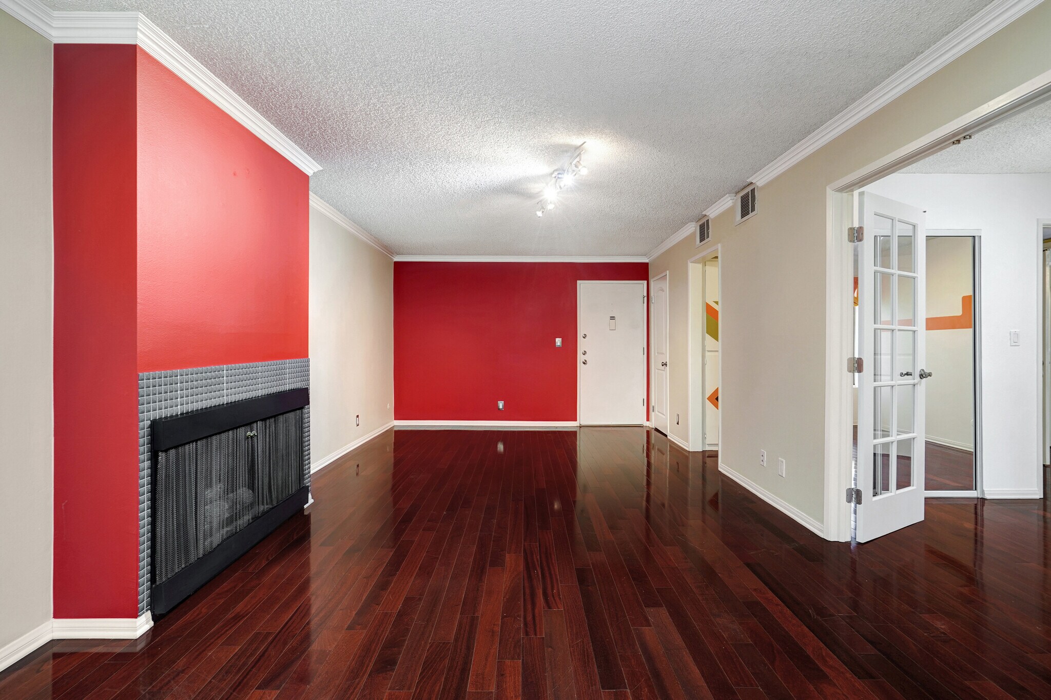 Building Photo - 9103 Summertime Ln