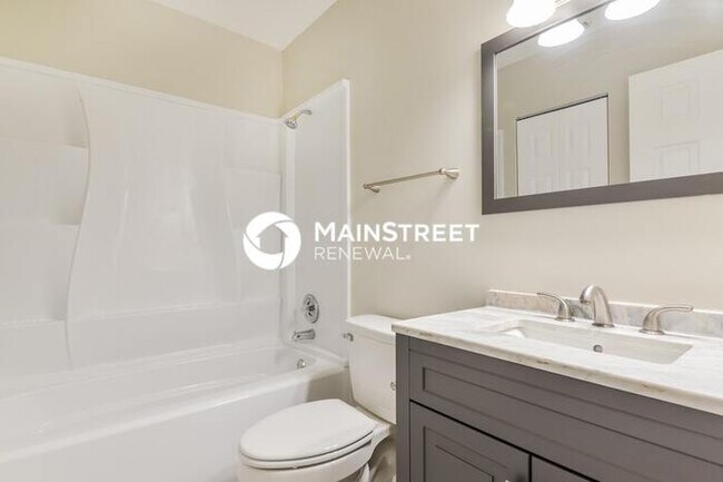 Building Photo - 4 Bedroom Pet-Friendly Home in NORTH PORT, FL with Main Street Renewal