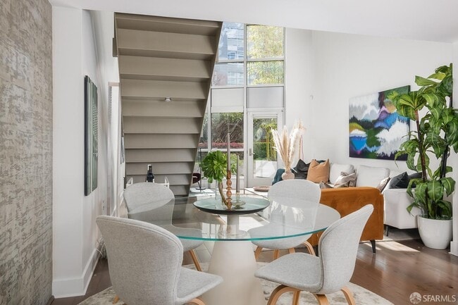 Building Photo - 200 Brannan St