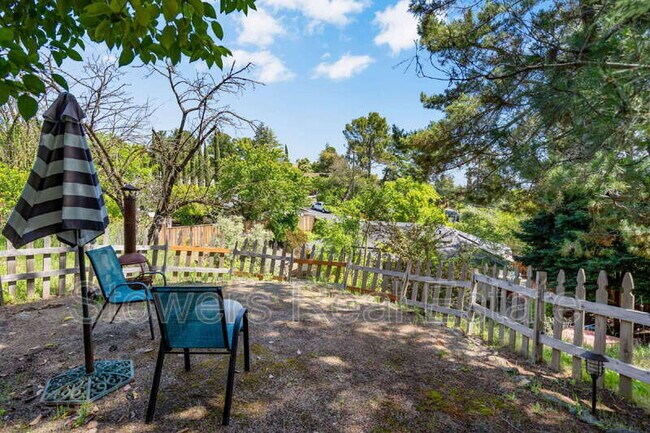 Building Photo - 1413 Goleta Ct