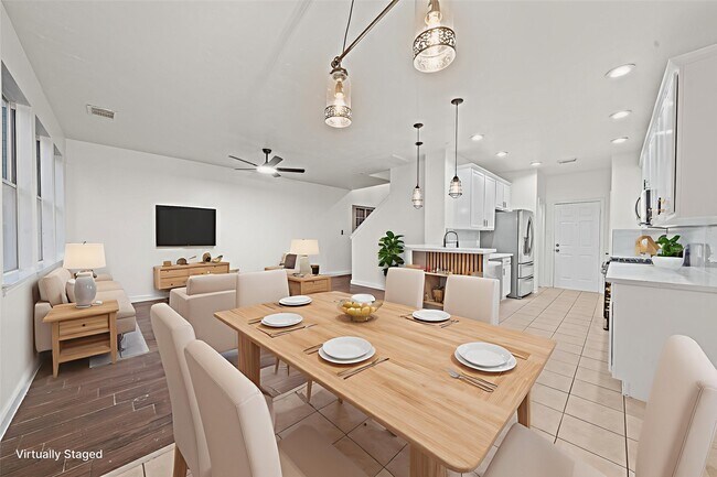 Building Photo - 16118 Market Garden Ln