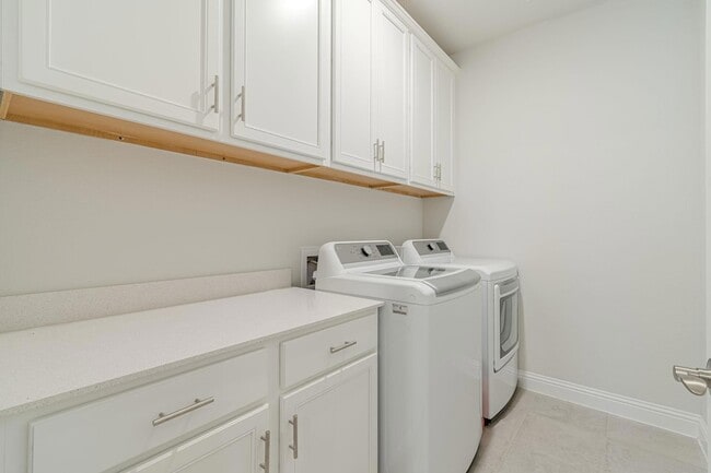 Building Photo - 144 Trotting Bear Ln