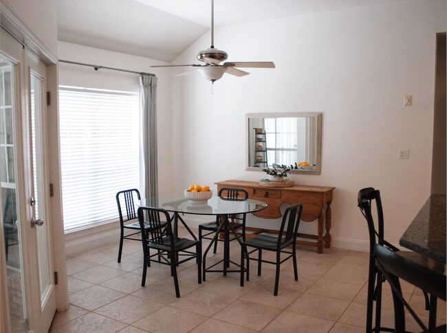 Building Photo - 807 Coldwater Creek Cir