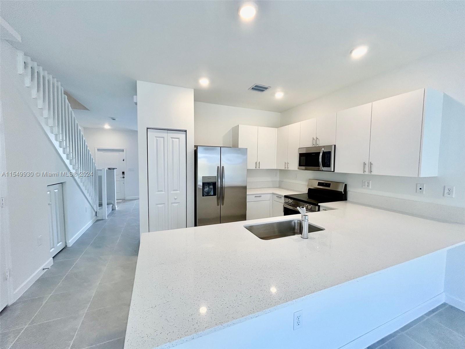 Building Photo - 29258 SW 162nd Ct