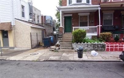 Building Photo - 5202 Webster St