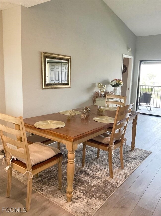 Building Photo - 3708 SE 12th Ave