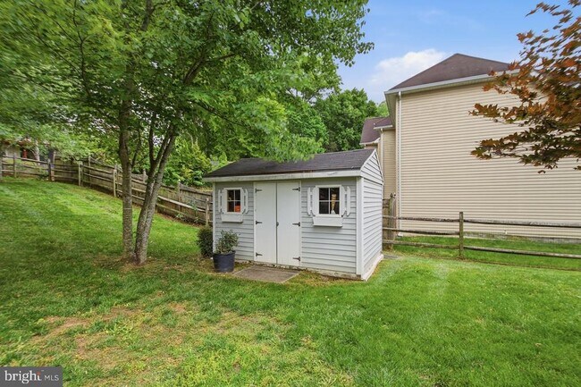 Building Photo - 14997 Grassy Knoll Ct