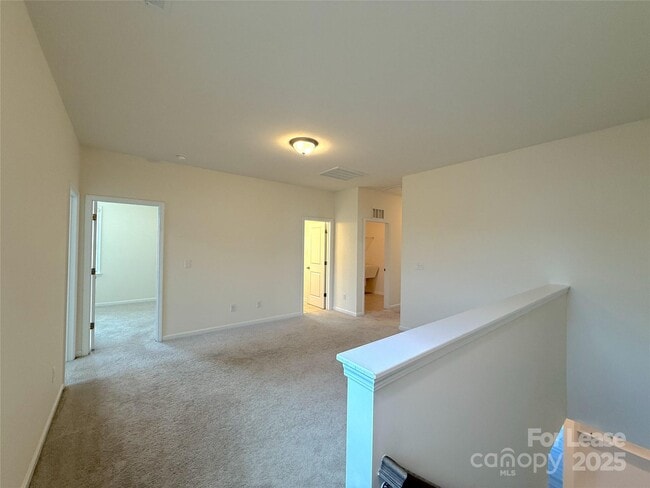 Building Photo - 14929 Baldridge Dr