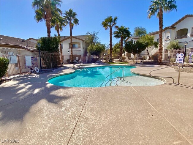 Building Photo - 5655 E Sahara Ave