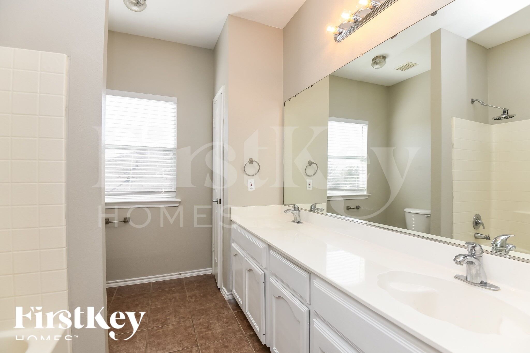 Building Photo - 6321 Melanie Dr