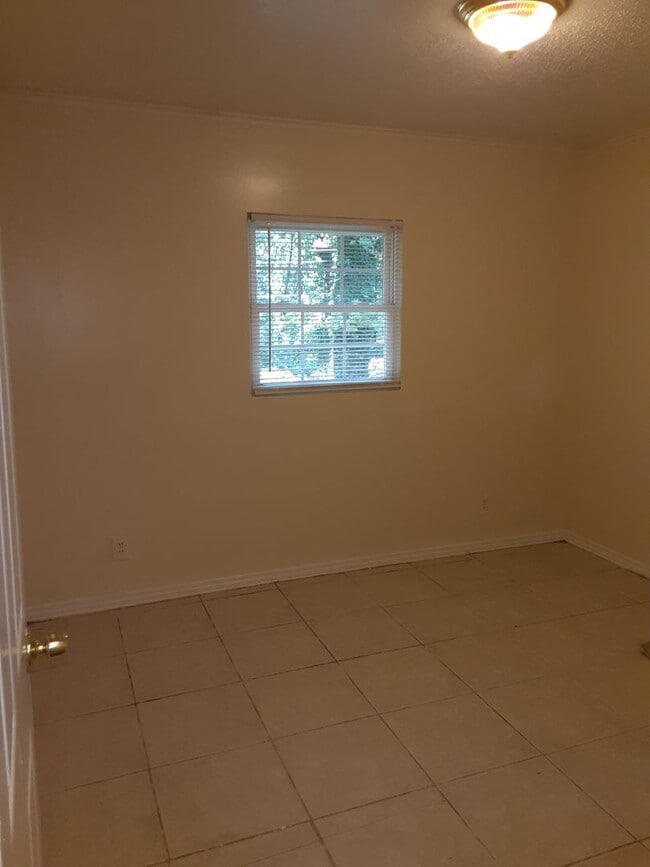 Building Photo - 4 Bedroom and 2 Bathroom Little Rock