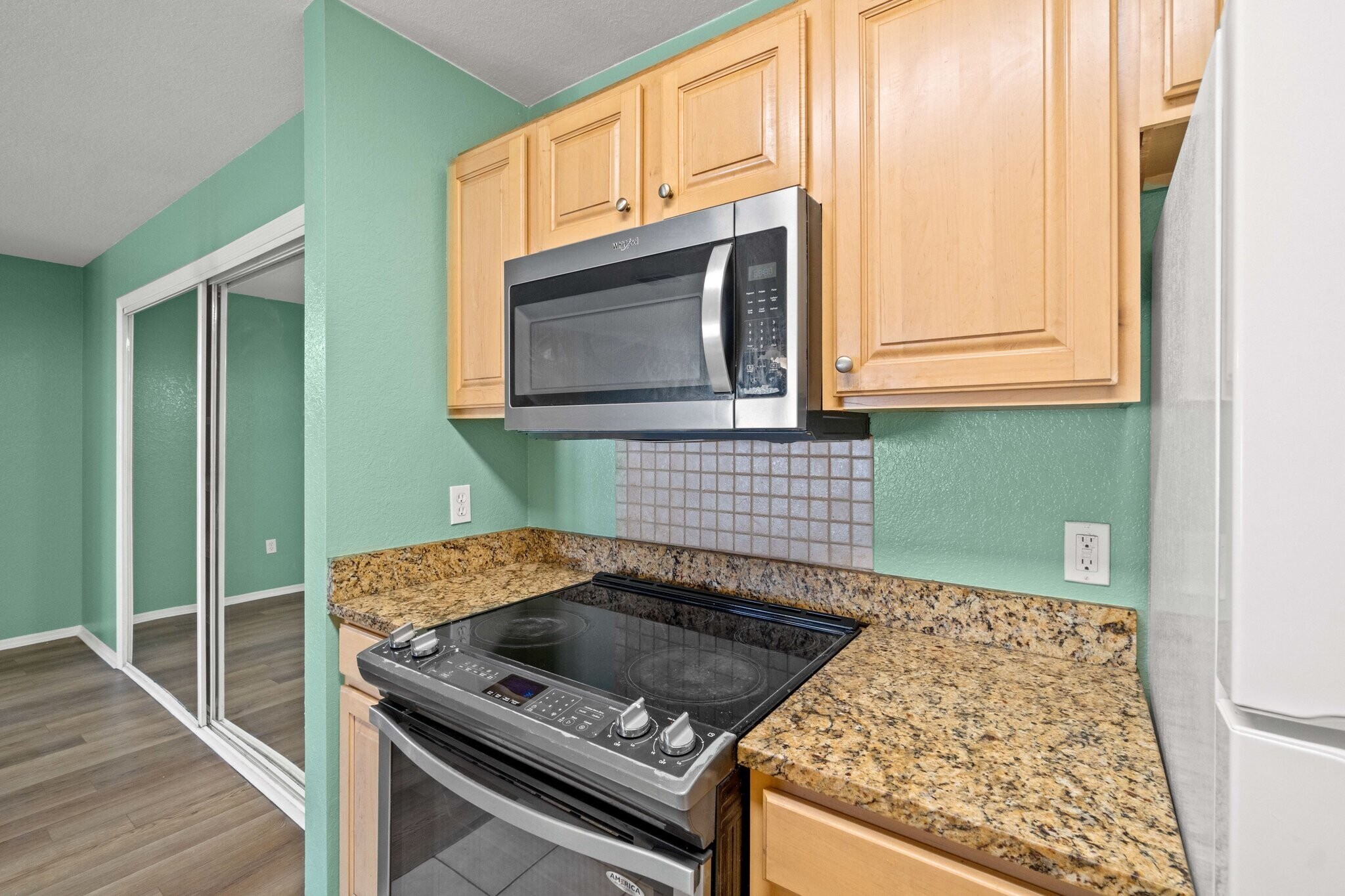 Building Photo - 801 Cape Cod Dr