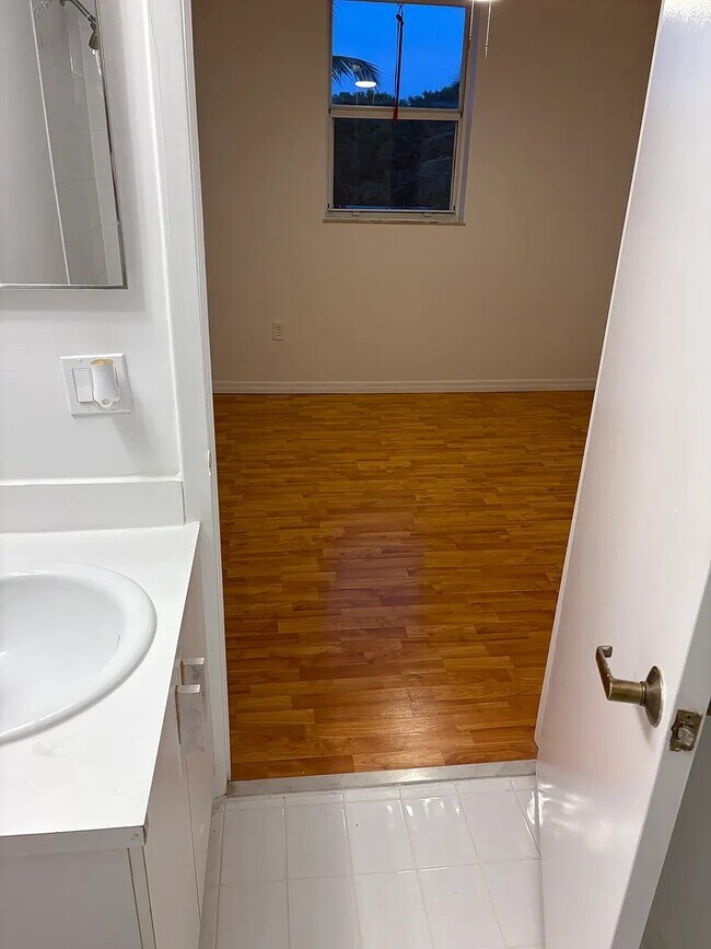 Building Photo - 80 S Shore Dr