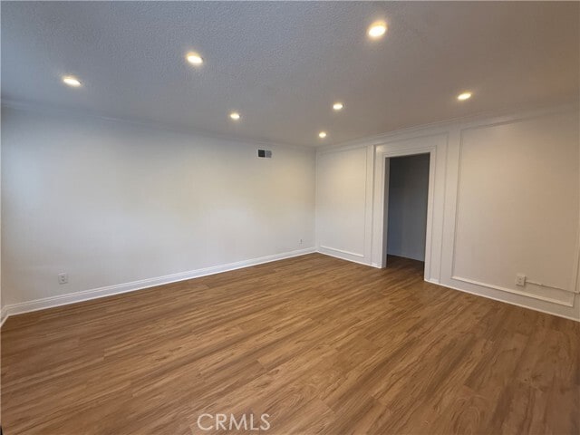 Building Photo - 1818 Deserta Dr