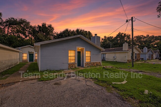 Building Photo - 8210 Kipling St