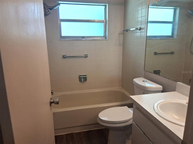 Building Photo - 13104 Serpentine Dr