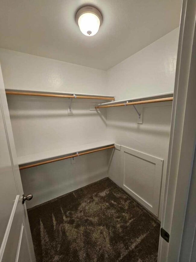 Building Photo - 141 Rivers Edge Ct