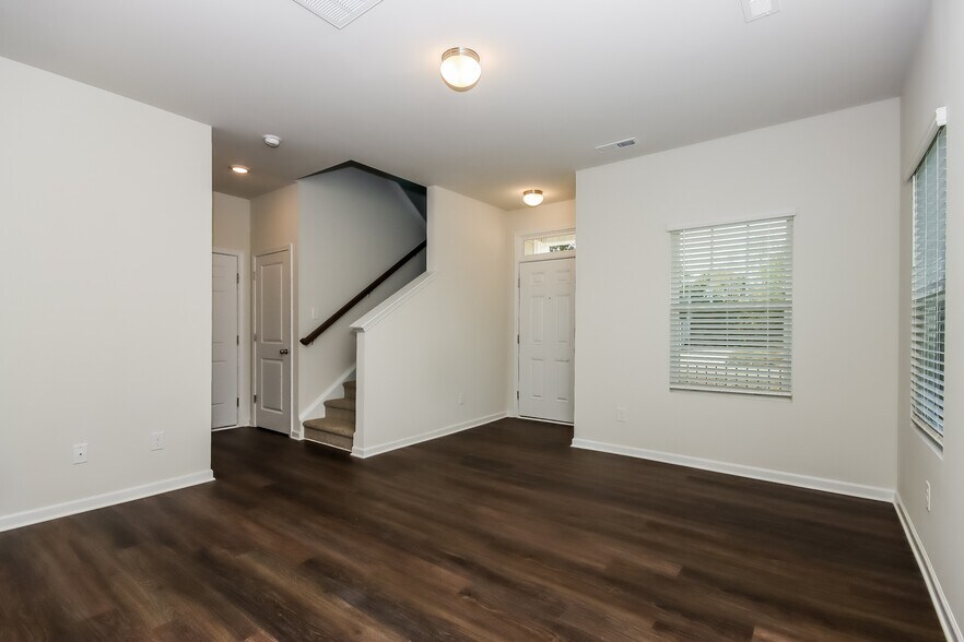 Building Photo - 146 Pumice Dr