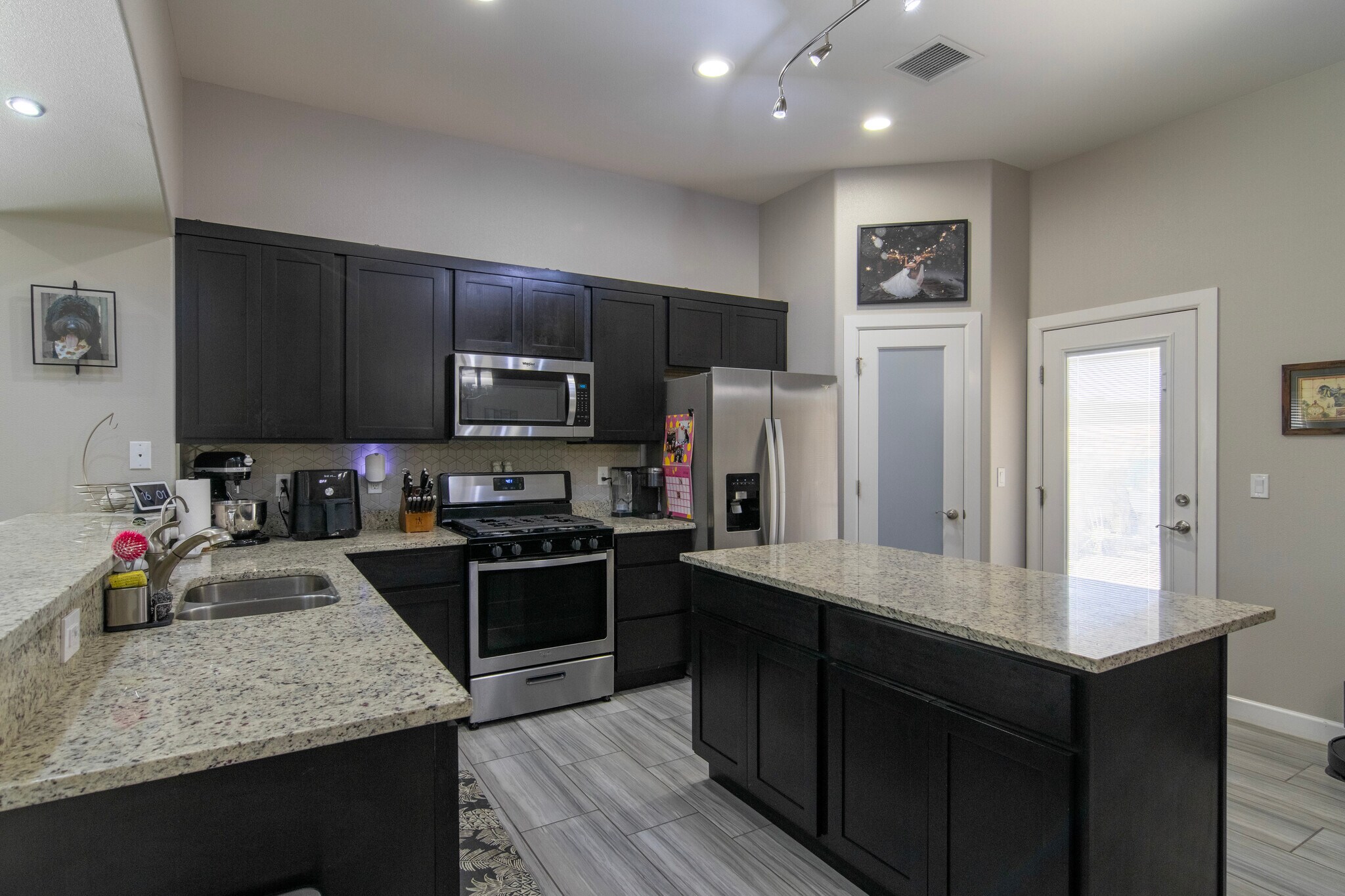 Kitchen - 3456 David Palacio Dr