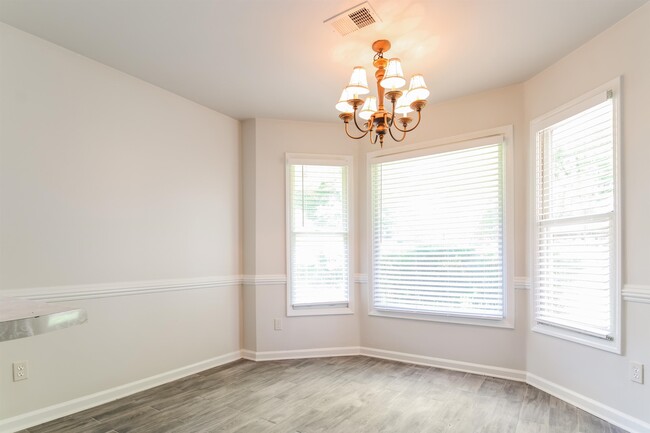 Building Photo - 8859 Raspberry Ln
