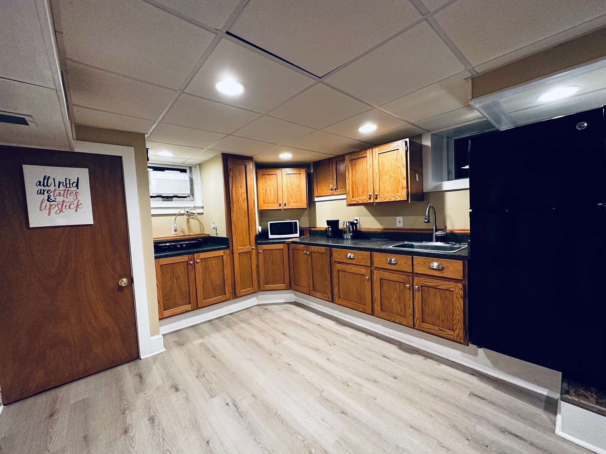 Kitchen - 39 Bartholdi Ave