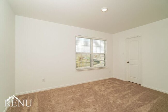 Building Photo - Coming Soon!