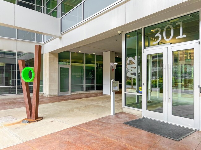 Building Photo - 3,400 SQFT CONDO IN DOWNTOWN CHAMPAIGN W/ ...