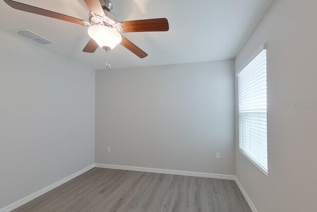 Building Photo - 4455 SW 85 Ln