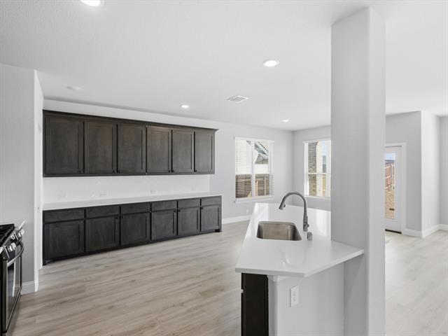 Building Photo - 624 Pawprint Holw