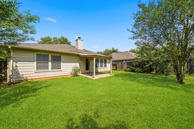 Building Photo - 2010 Hanover Springs Ln