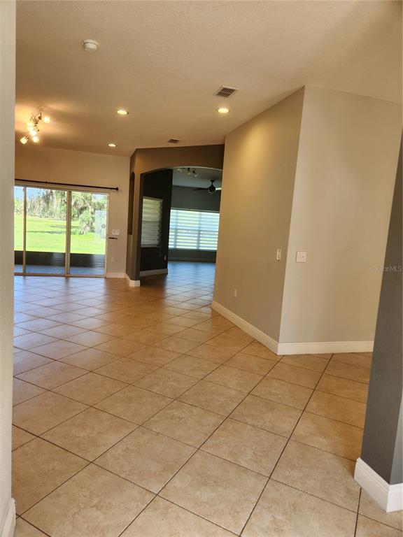 Building Photo - 3507 Sunset Isles Blvd