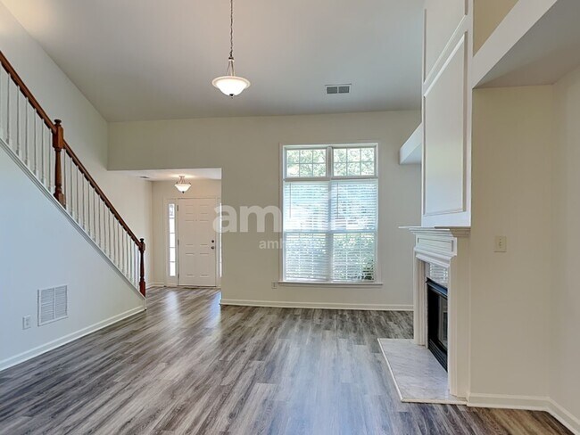 Building Photo - 5179 Centennial Creek View NW