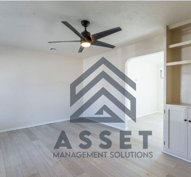 Building Photo - 3 Bedroom Rent to Own Home Available For Lease & Rent to Own!