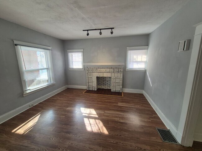 Building Photo - 524 Highland Pike