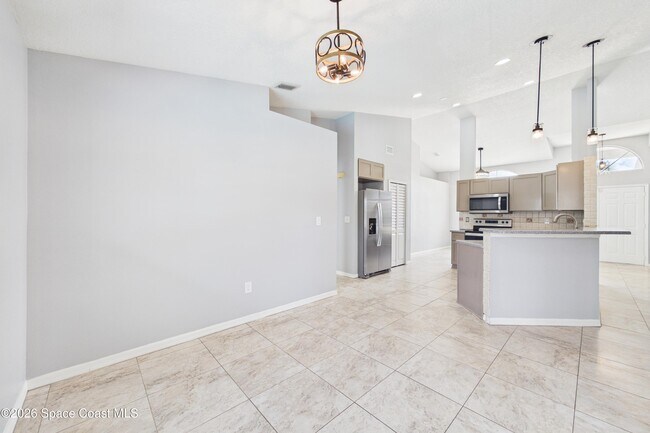 Building Photo - 1914 Jacques Dr