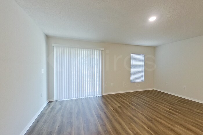 Building Photo - 10872 N Frantz Ave