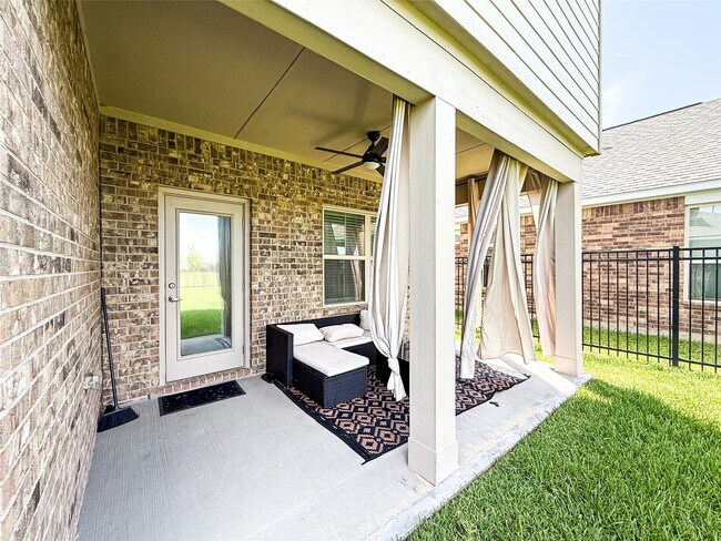 Building Photo - 449 Aurora Creek Ln