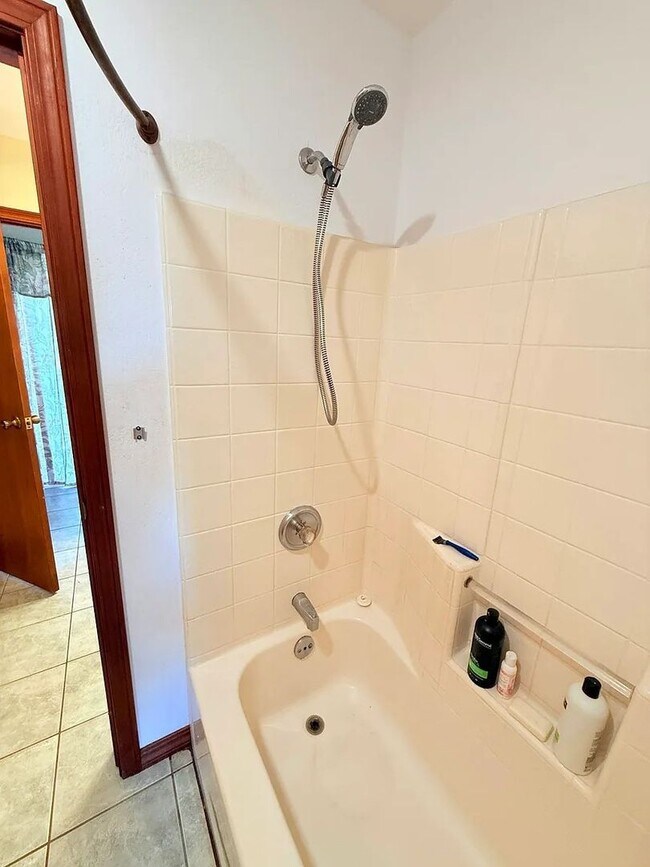 Building Photo - 92-1536-1536 Luau Dr