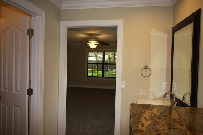 Building Photo - 6 Kimbrough Rd