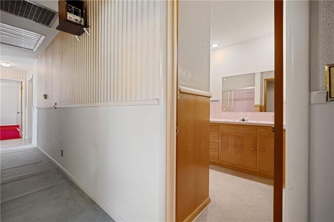 Building Photo - Nice 3 bedroom 2 bath home in North Fayetteville
