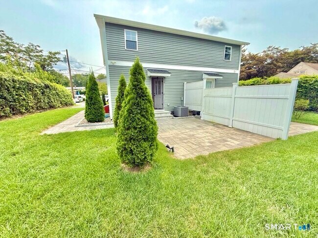 Building Photo - 66 Campfield Dr