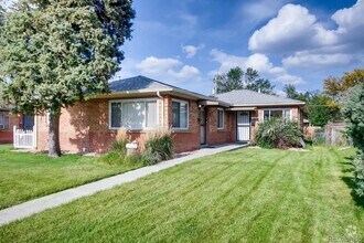 Building Photo - 2BD, 1BA Half-Duplex in Sloan's Lake with ...