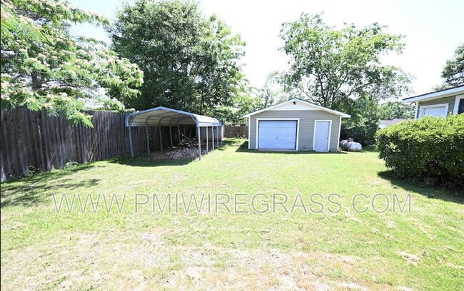 Building Photo - 267 Barbara Dr