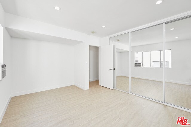 Building Photo - 1007 Ocean Park Blvd