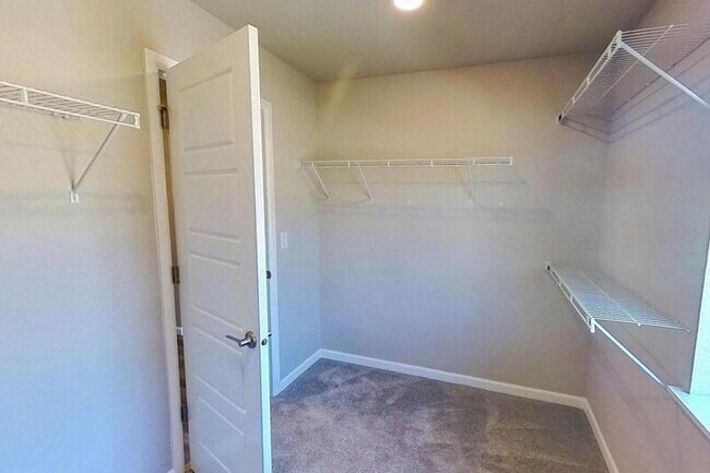 Building Photo - 13741 SE 184th Pl