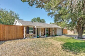Building Photo - 1300 Pioneer Ln