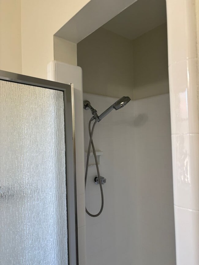 Building Photo - 3513 W Alameda Ave